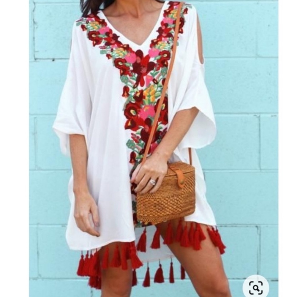 Mumu embroidered Jaden Tunic Coverup mini dress (has some wear and tear)